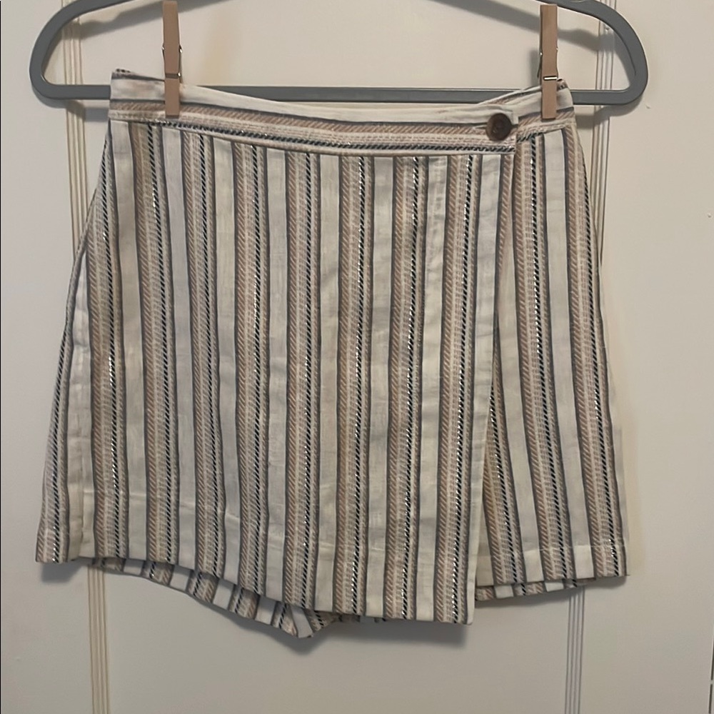 Anthropologie Akemi + Kin Linen Blend Skort - Cream/Tan/Navy size 00